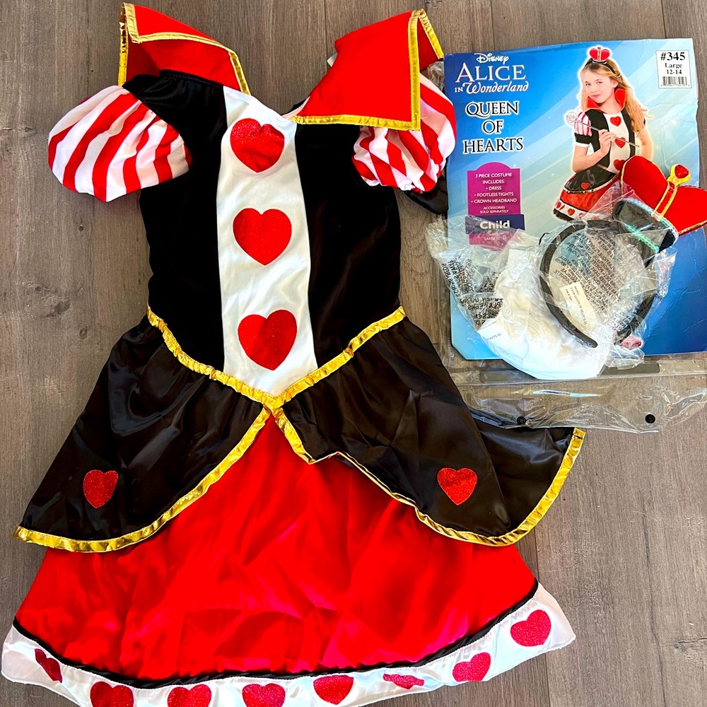 Queen of hearts Halloween costume girls large 12-14